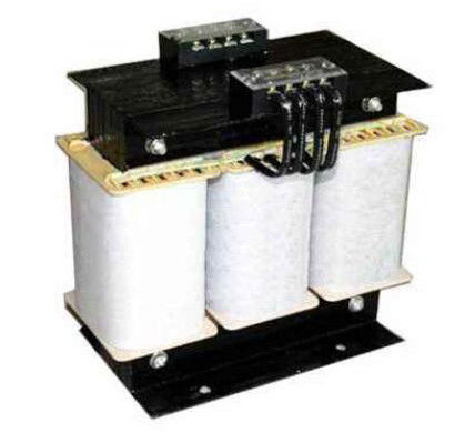 Beli Transformator Isolasi 3 Fase Medis 690V / 6000V / 480V / 415V / 380V / 220V pembuatan online